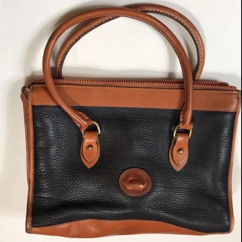VINTAGE DOONEY  & BOURKE LEATHER WOMAN HANDBAG
